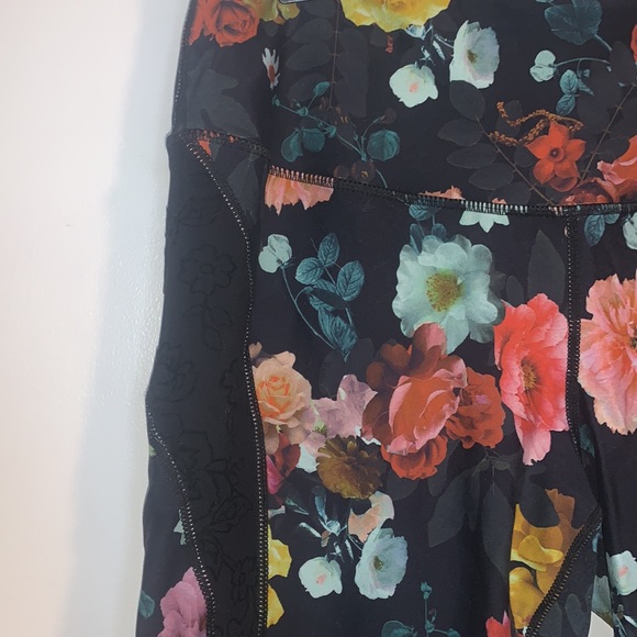 Torrid full length floral active legging. - Picture 8 of 10